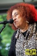Doreen Shaffer (Jam) with The Magic Touch 19. This Is Ska Festival - Wasserburg, Rosslau 27. Juni 2015 (11).JPG